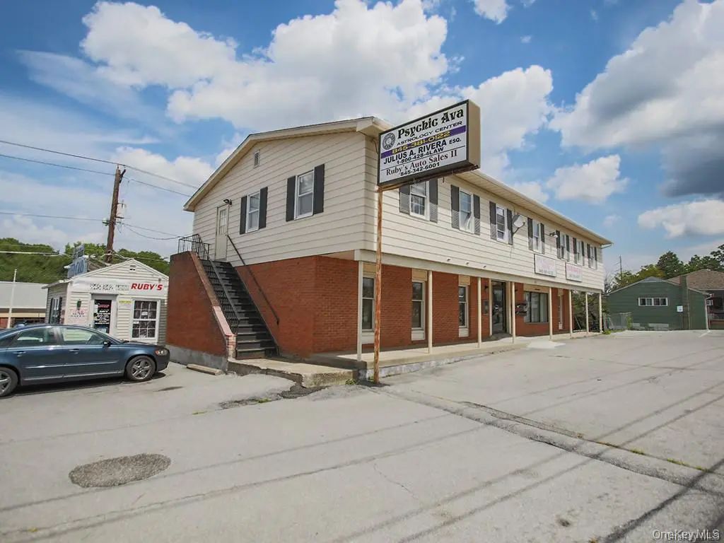 365 Route 211 E, Middletown
