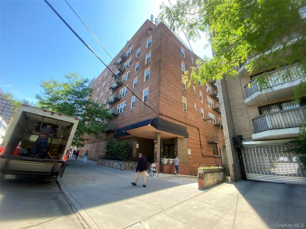 134-54 Maple Avenue # 5k, Flushing