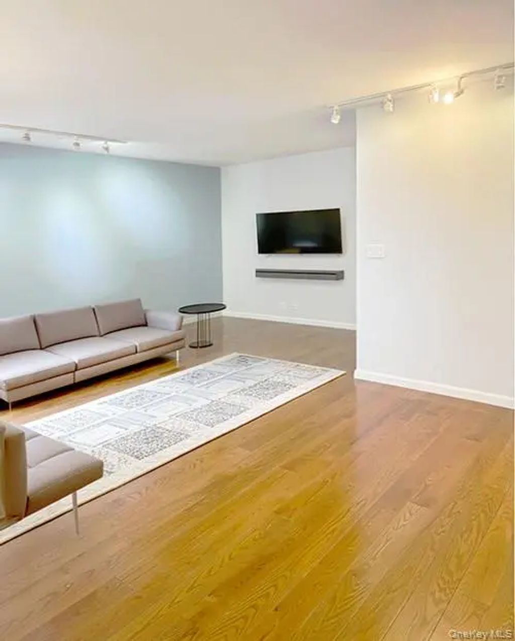 573 Grand Street # D802, New York (Manhattan)