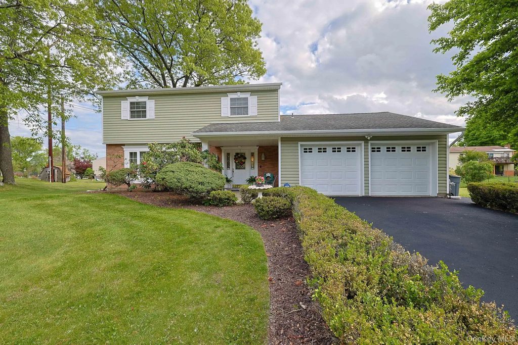 7 San Giacomo Drive, New Windsor