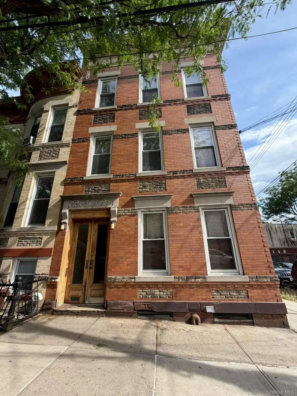6050 Putnam Avenue, Ridgewood