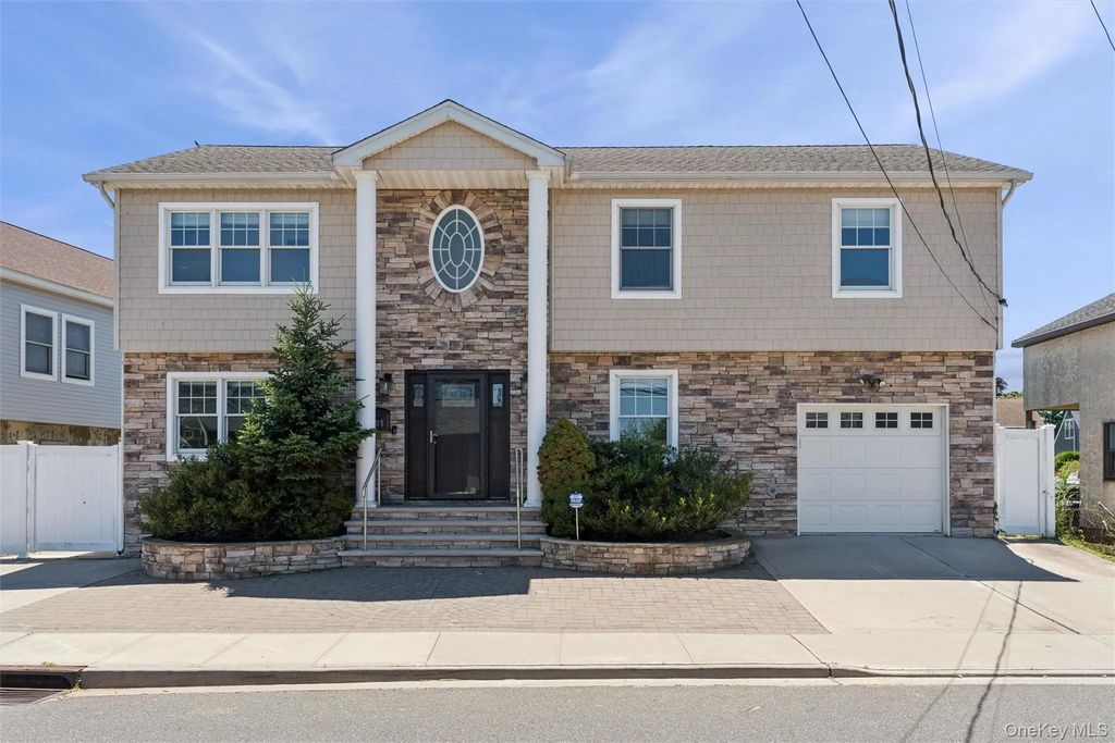161 Barbara Road, Bellmore