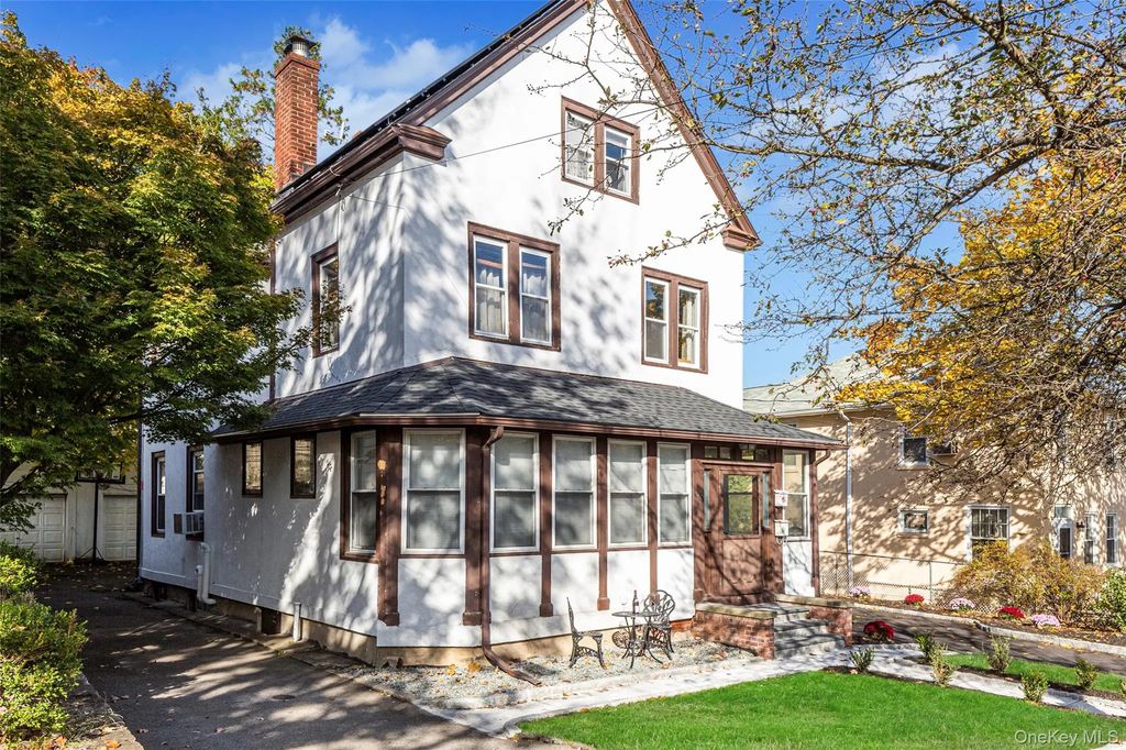 63 Wallace Street, Tuckahoe