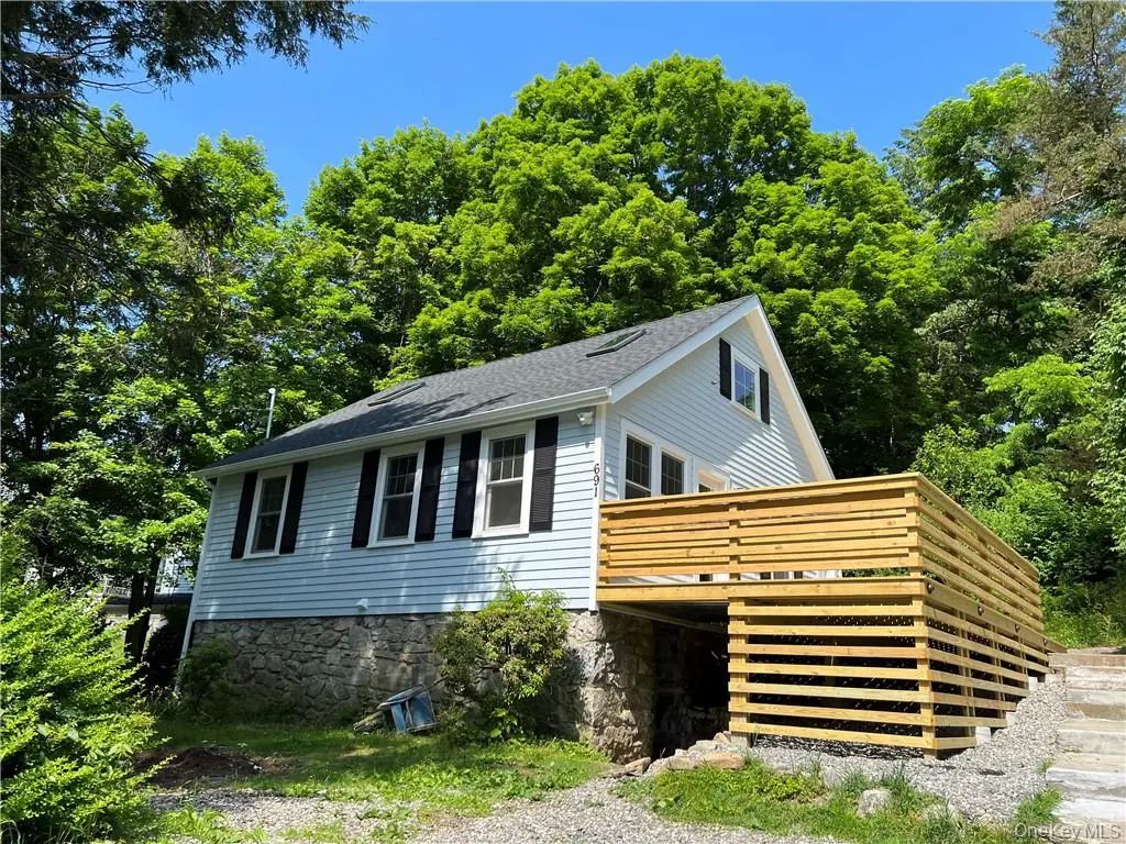 691 Long Pond Road, Mahopac