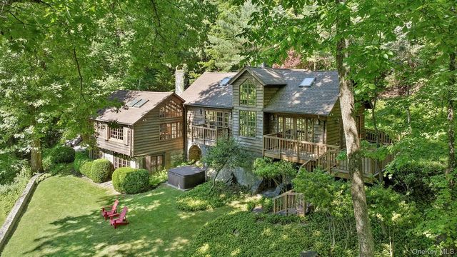 678 Golf Ridge Road, Carmel