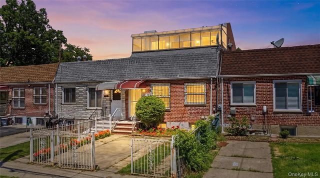 Photo of Listing #1007977