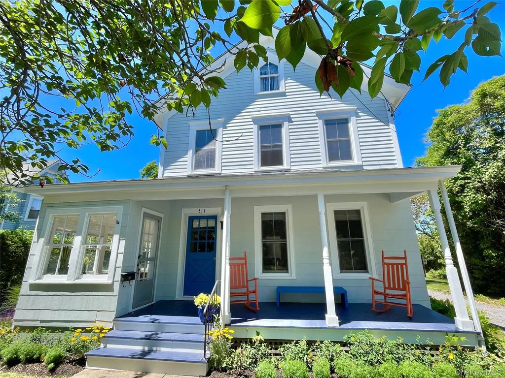 311 5th Street, Greenport