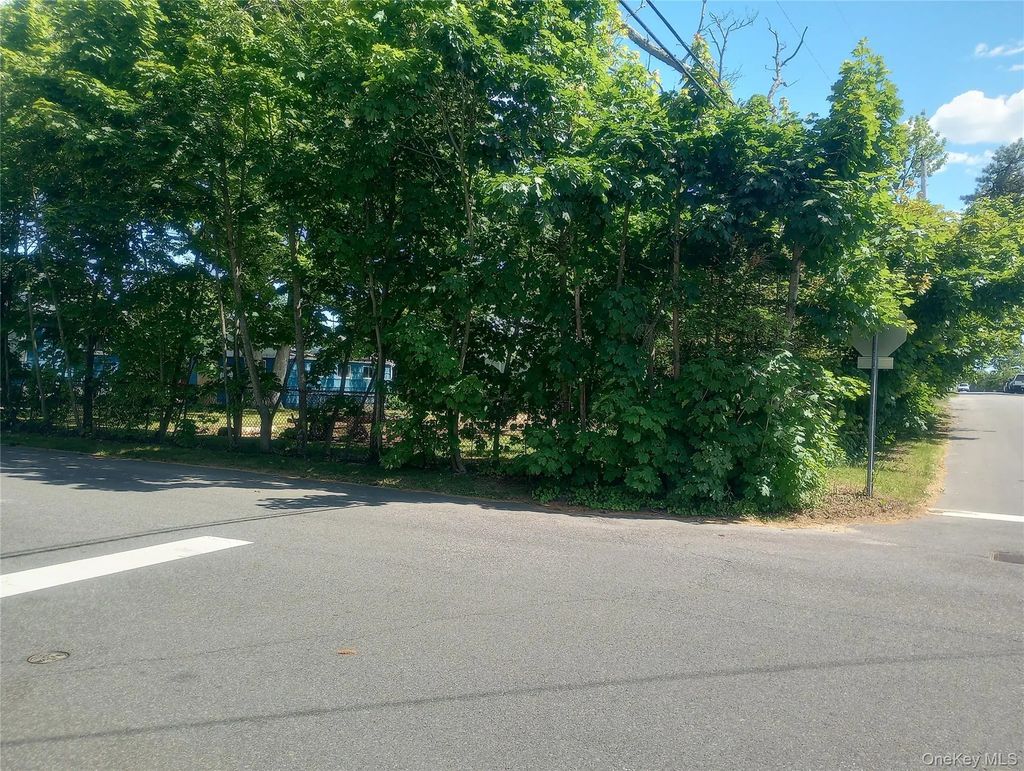 78a Claremont Avenue, West Babylon