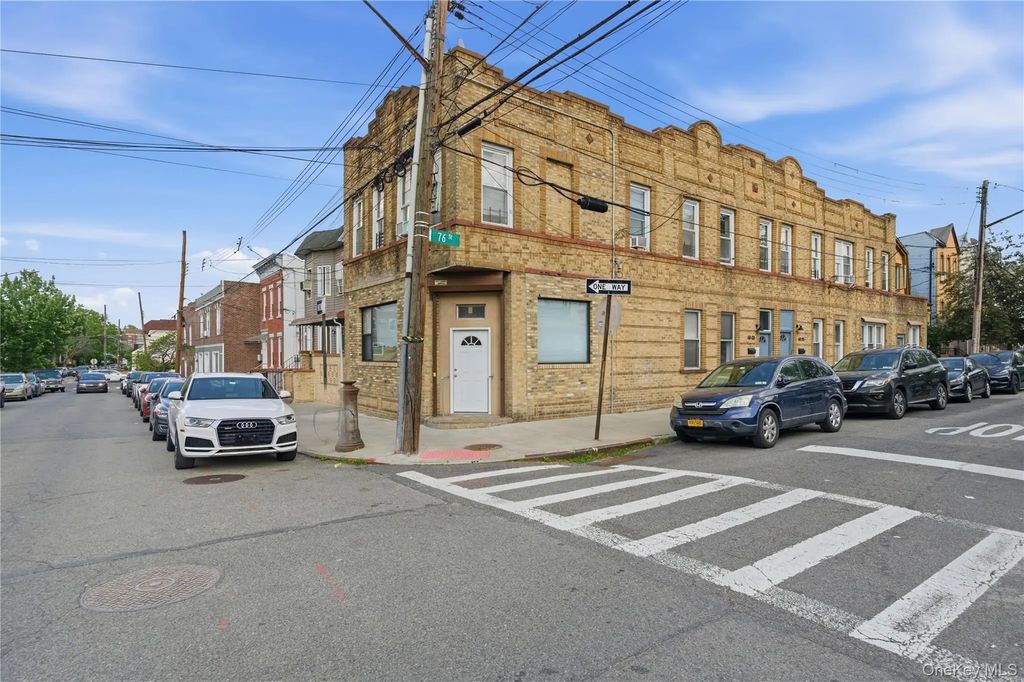 6803 76th Street, Middle Village