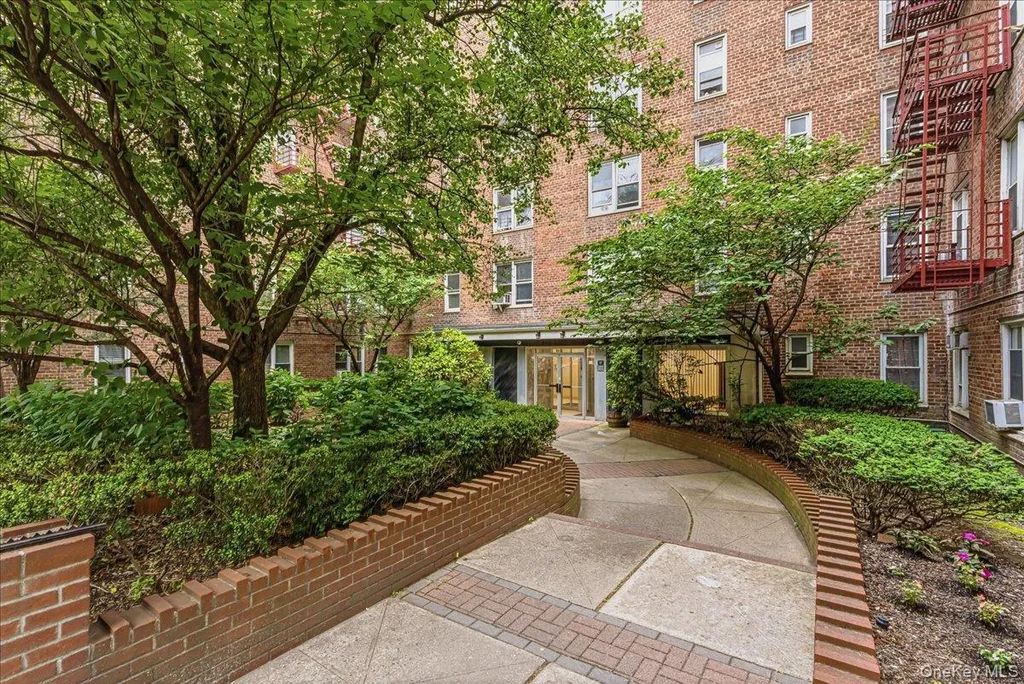 62-59 108th Street # 4c, Forest Hills