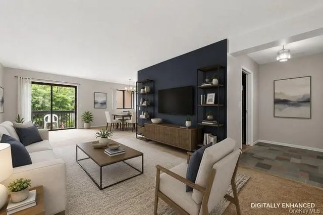 8 Loudon Drive # 13, Fishkill