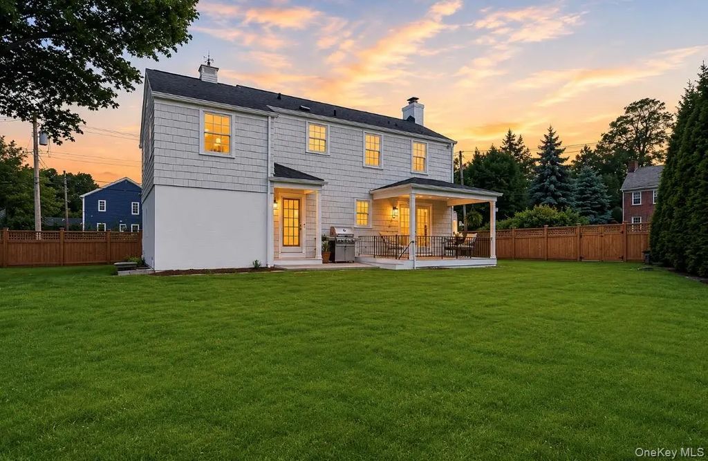 1 Bevan Place, Eastchester
