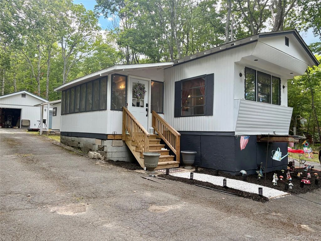 85 Delaware Trail, Glen Spey