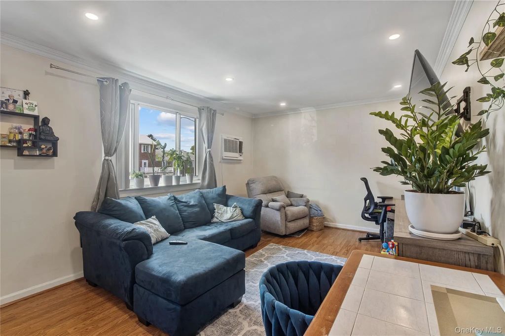 73-11 263rd Street # B, Glen Oaks