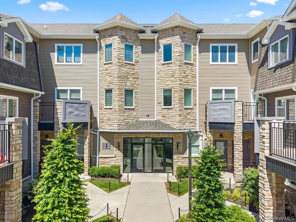 4103 Corner Street, Spring Valley