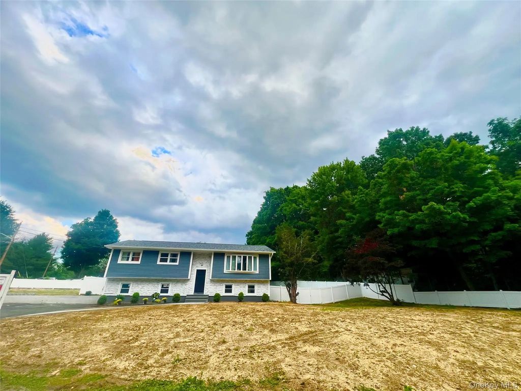 37 California Drive, Middletown