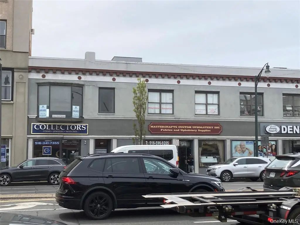 393 Sunrise Highway, Lynbrook