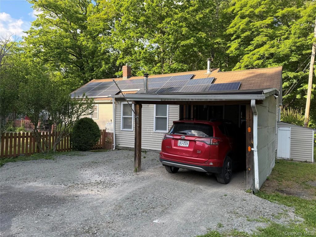 18 Maple Drive, Bloomingburg