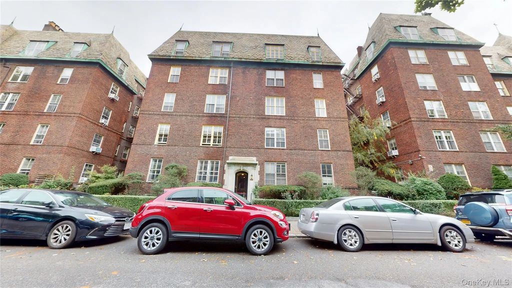 34-37 80th Street # 32, Jackson Heights