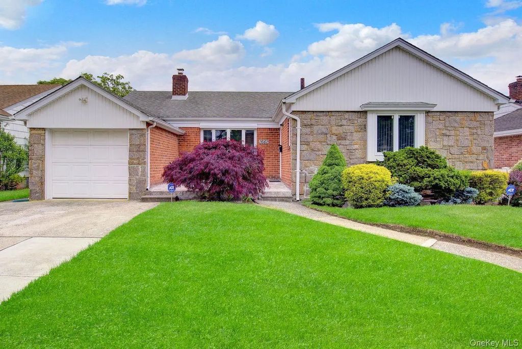1662 Sherbourne Road, Valley Stream