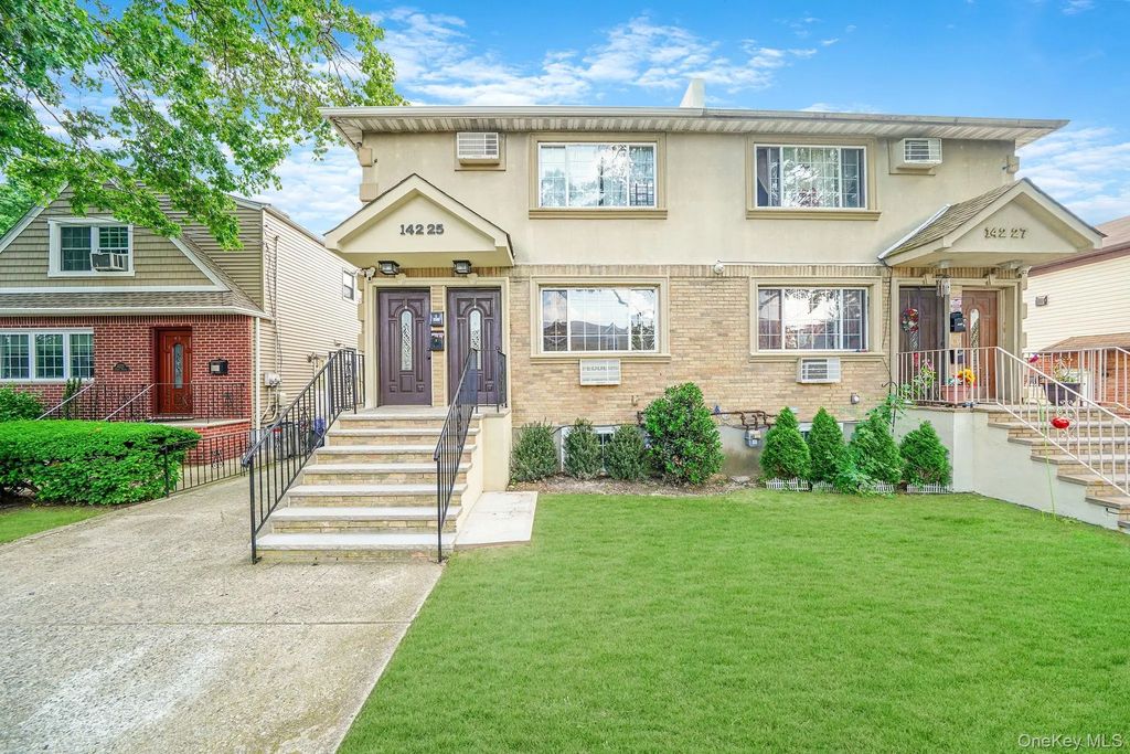 14225 250th Street, Rosedale