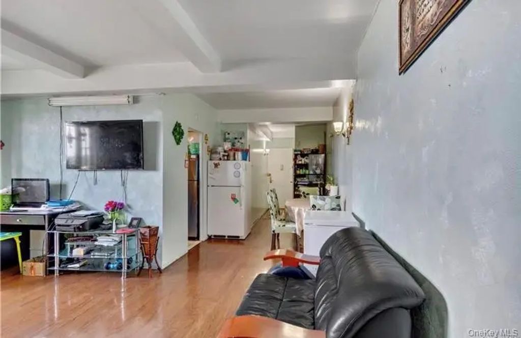 1970 E Tremont Avenue # 9d, Bronx