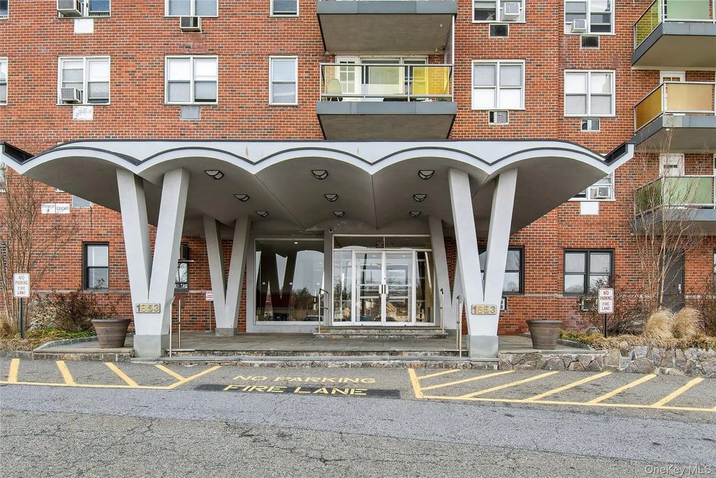 1853 Central Park Ave # 16 C, Yonkers