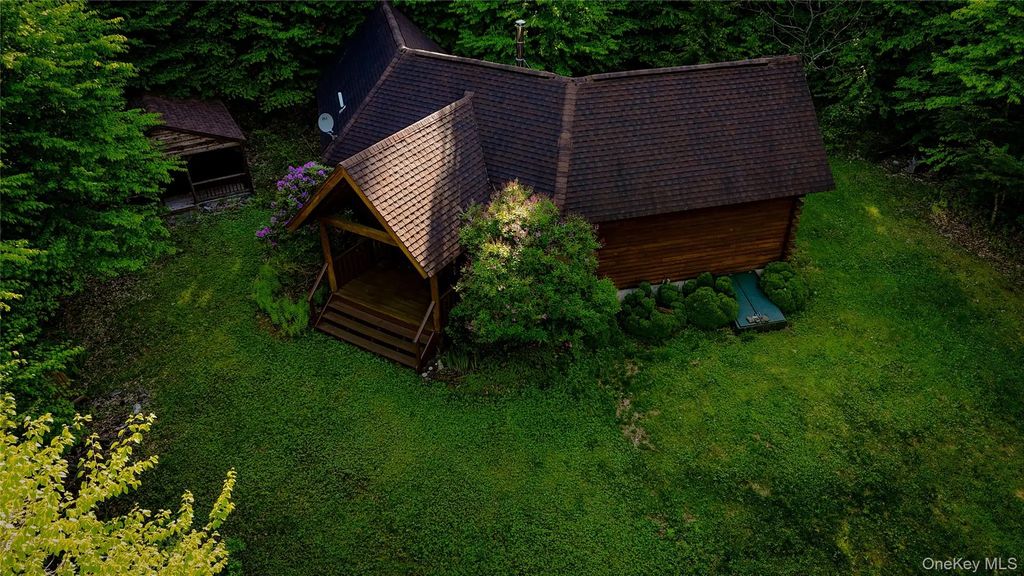 836 Emerald Lake Road, Delancey