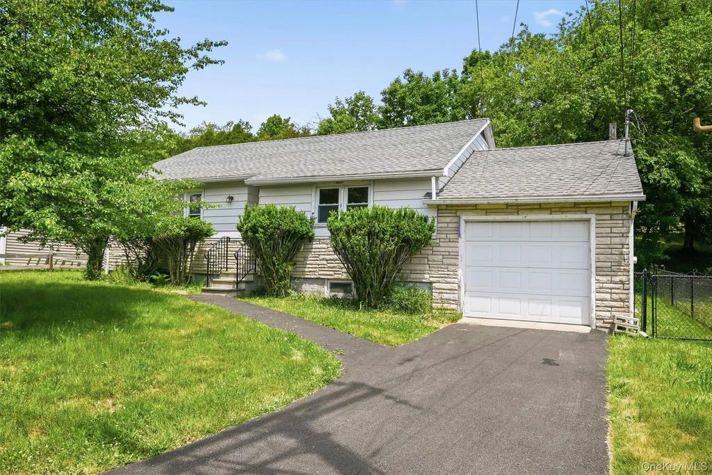 21 Hillside Avenue, Woodbourne