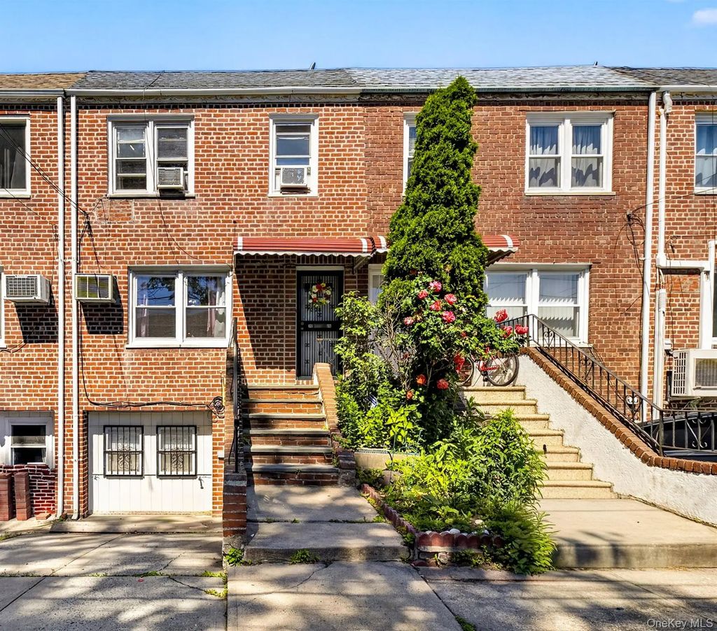 7008 165th Street, Fresh Meadows