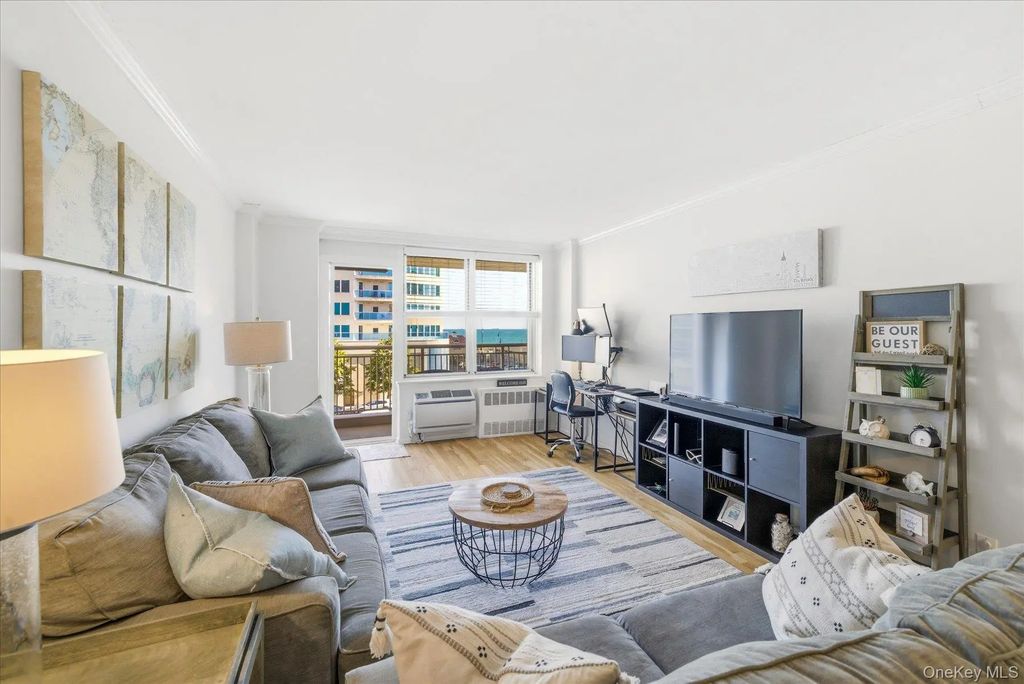410 E Broadway # 4c, Long Beach