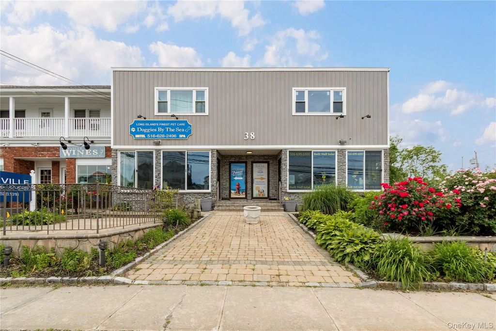 38 Bayville Avenue # 1 West, Bayville