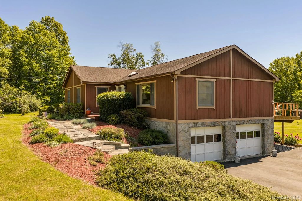 185 Crawford Street, Pine Bush