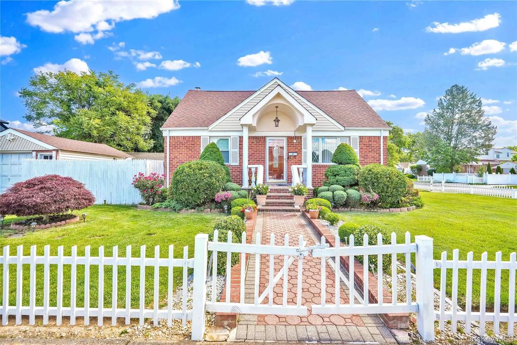 3 Ash Court, Hempstead