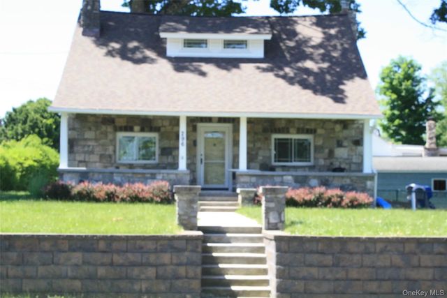 Photo of Listing #1009321