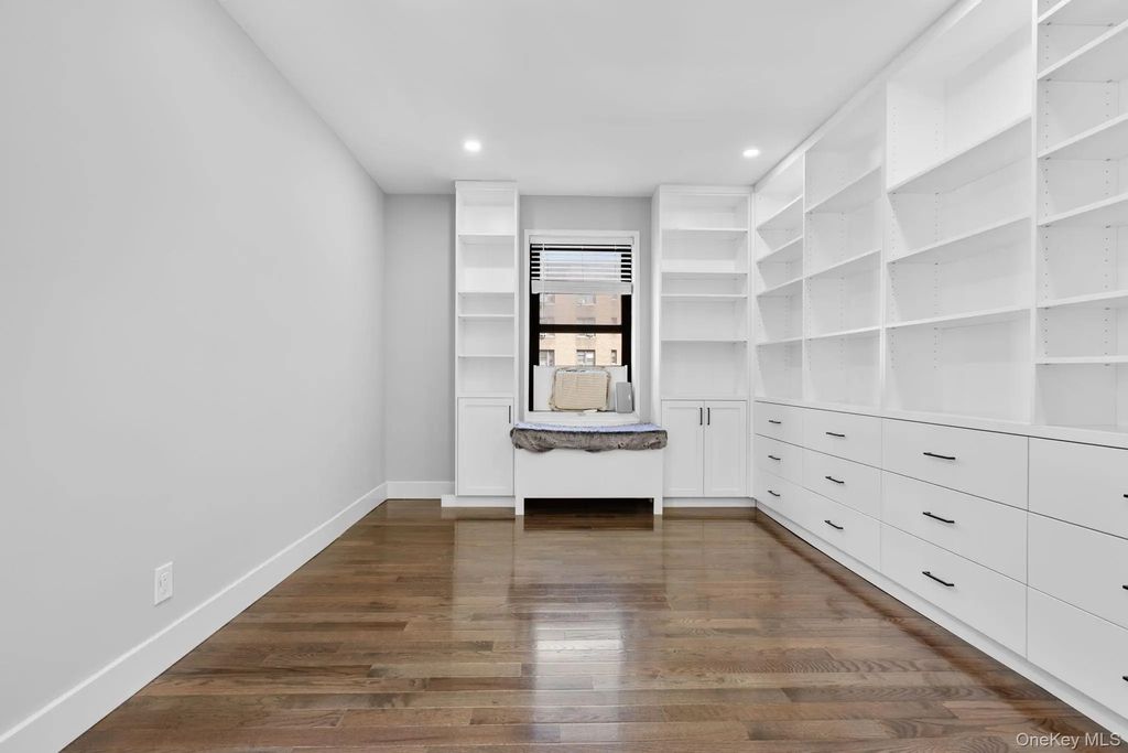 325 Main Street # 4d, White Plains