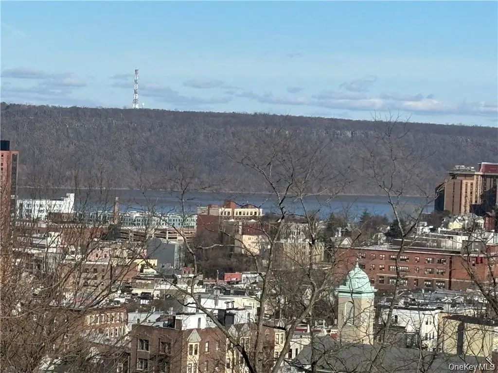223 Glenbrook Avenue, Yonkers