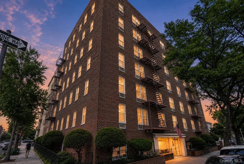 39-76 57th Street # 1h, Woodside