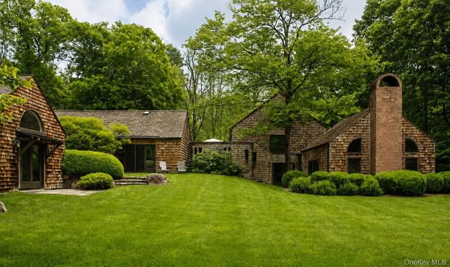 Photo of Listing #1009485