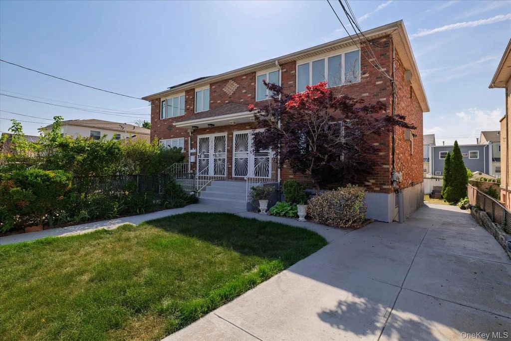 147-24 230th Place, Springfield Gardens