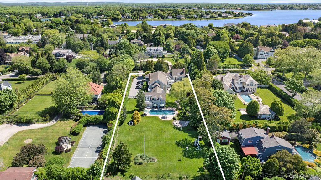 45 Beach Lane, Westhampton Beach