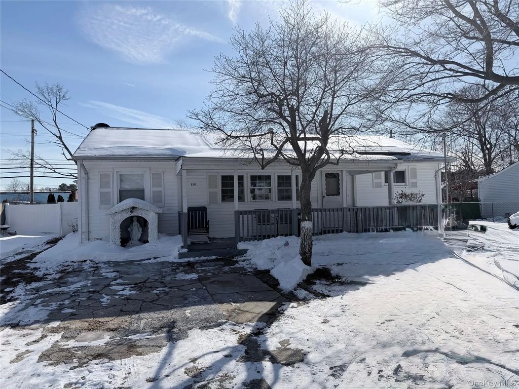150 Suffolk Avenue, Brentwood