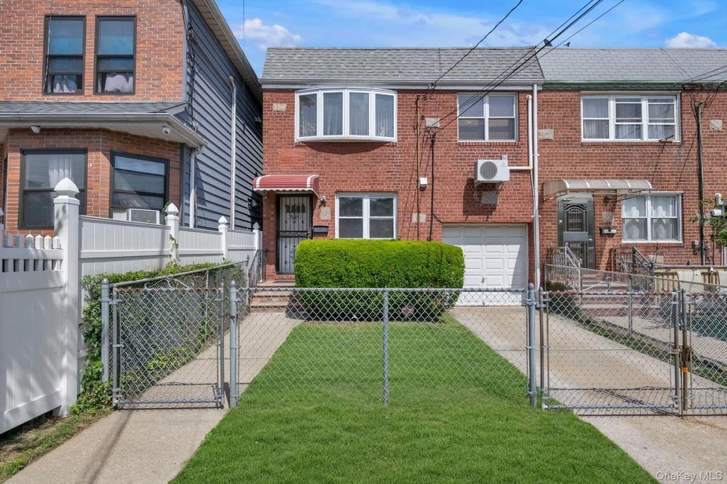 921 127th Street, College Point