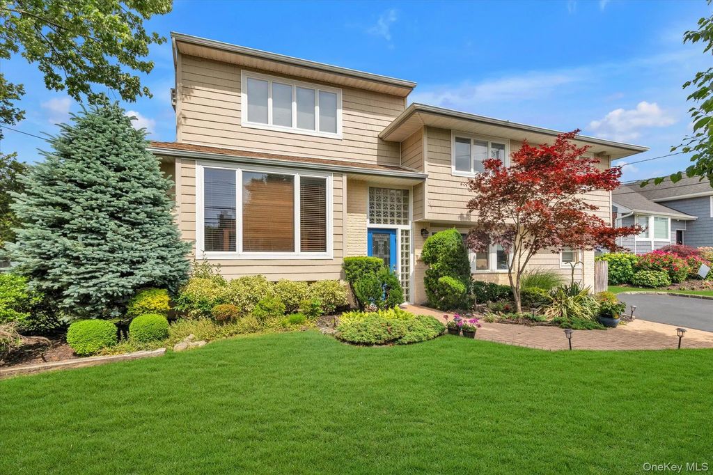 3375 Fairway Road, Oceanside