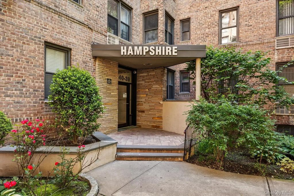 140-39 34th Avenue # 2t, Flushing