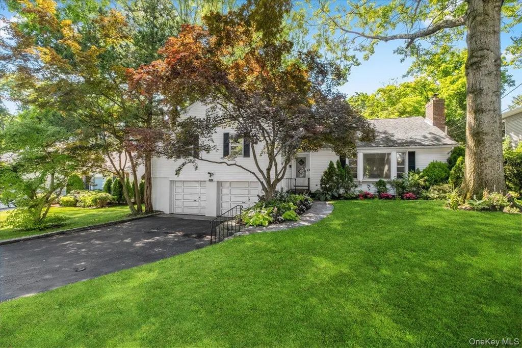 193 Rogers Drive, Scarsdale