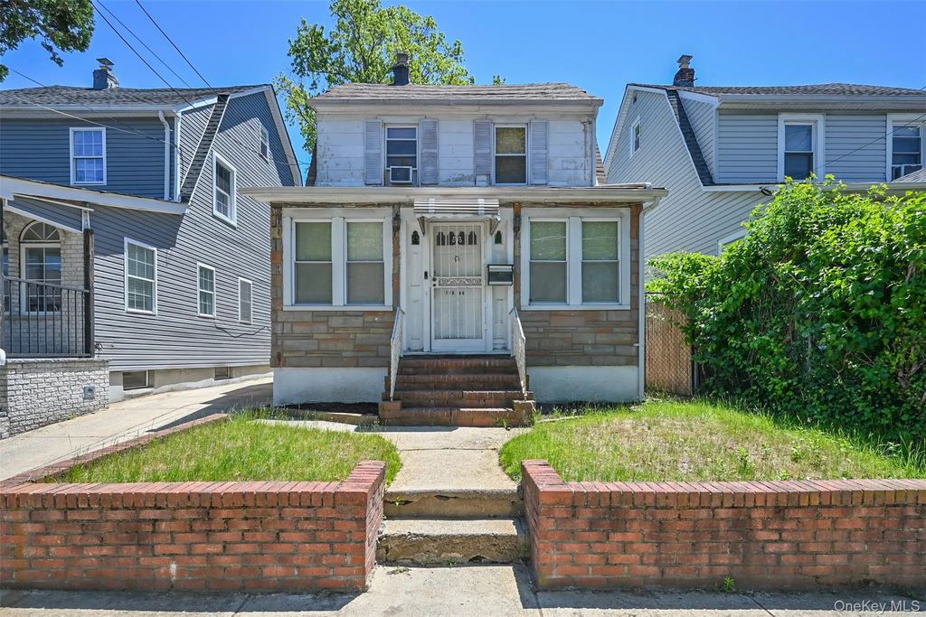 18806 Mangin Avenue, Saint Albans
