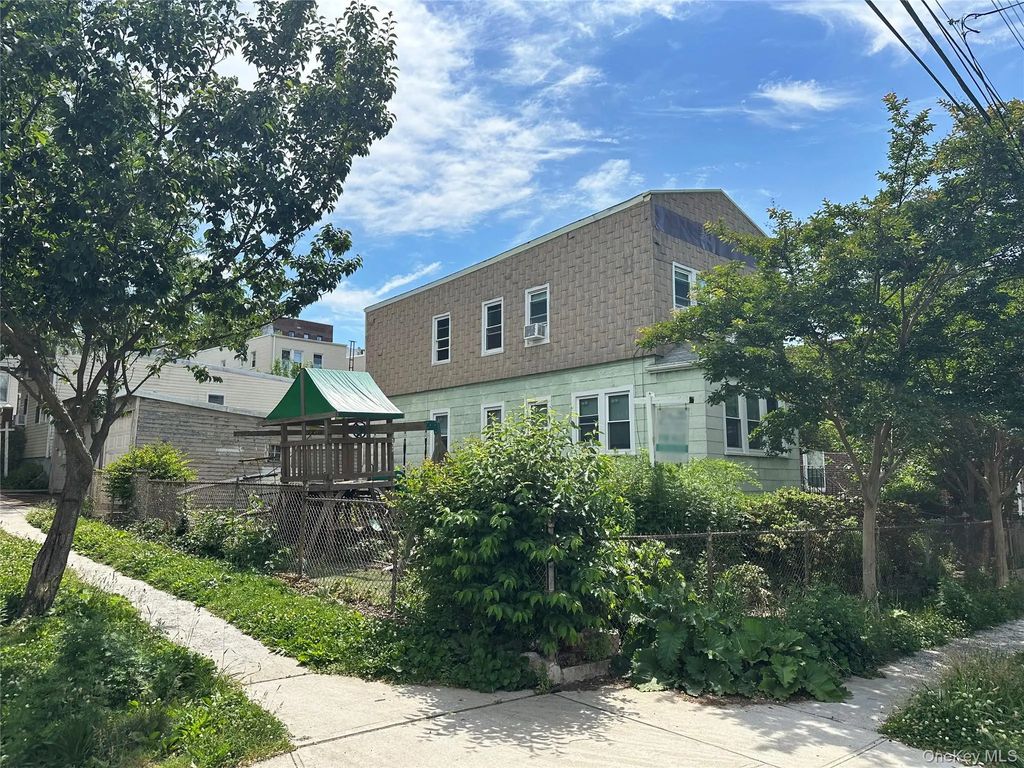 6538 51st Road, Woodside