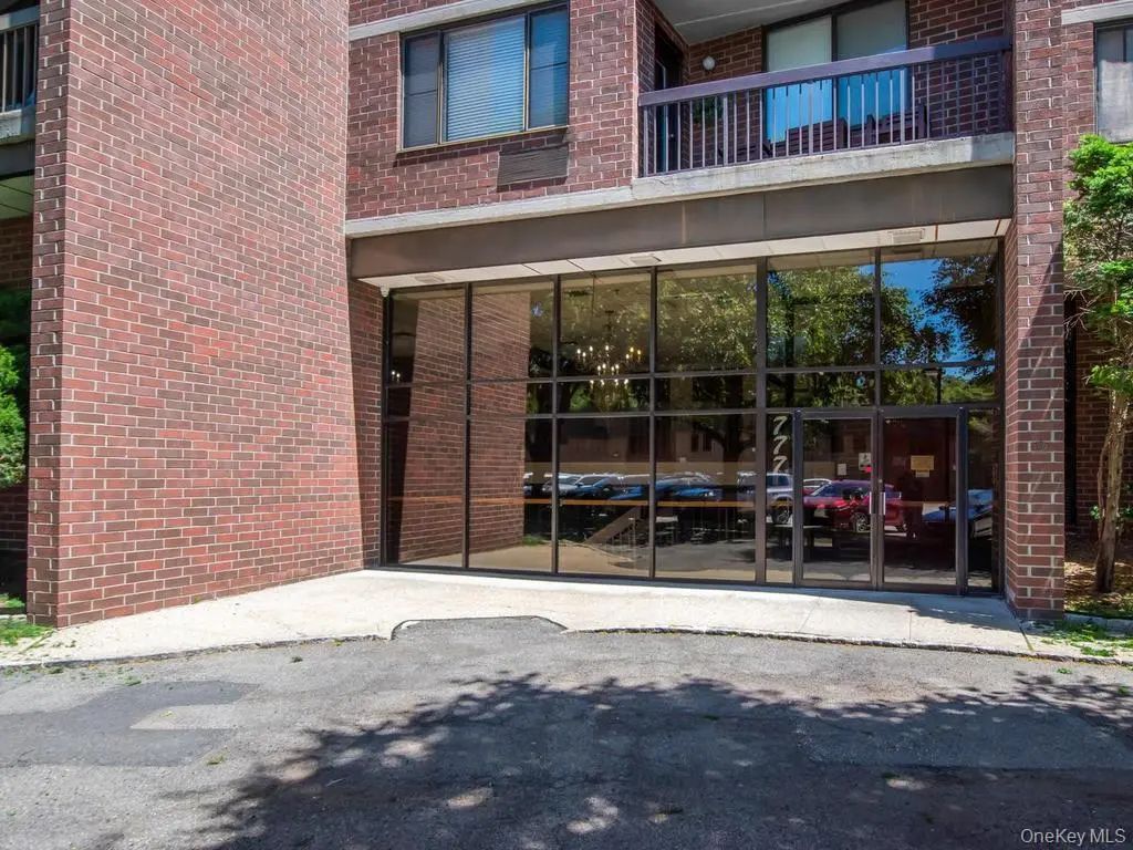 777 N Macquesten Parkway # 203, Mount Vernon