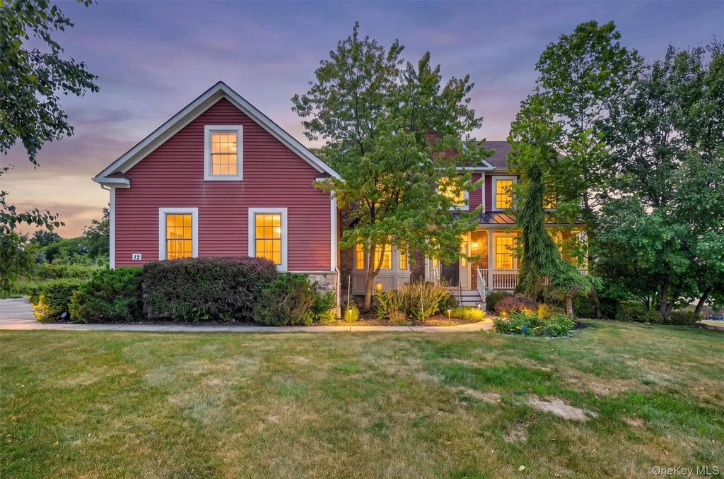 12 Brewster Court, Washingtonville